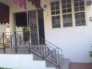 East Kirkland Heights, Kingston / St. Andrew, Jamaica - Townhouse for Lease/rental